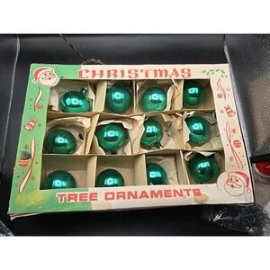 Vintage Box ~ 12 Poland Glass Ornaments 2" Green‎ Original Box
